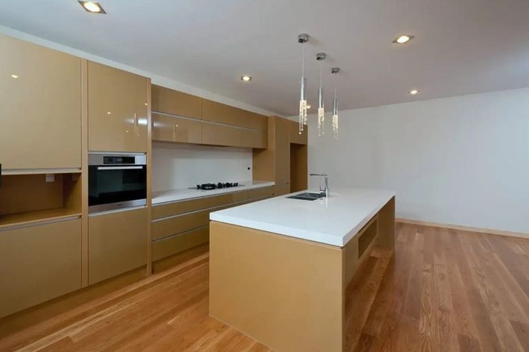 Photo of property in 13 Pin Oak Drive, Schnapper Rock, Auckland, 0632