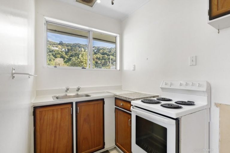 Photo of property in 171f4 Queens Drive, Lyall Bay, Wellington, 6022