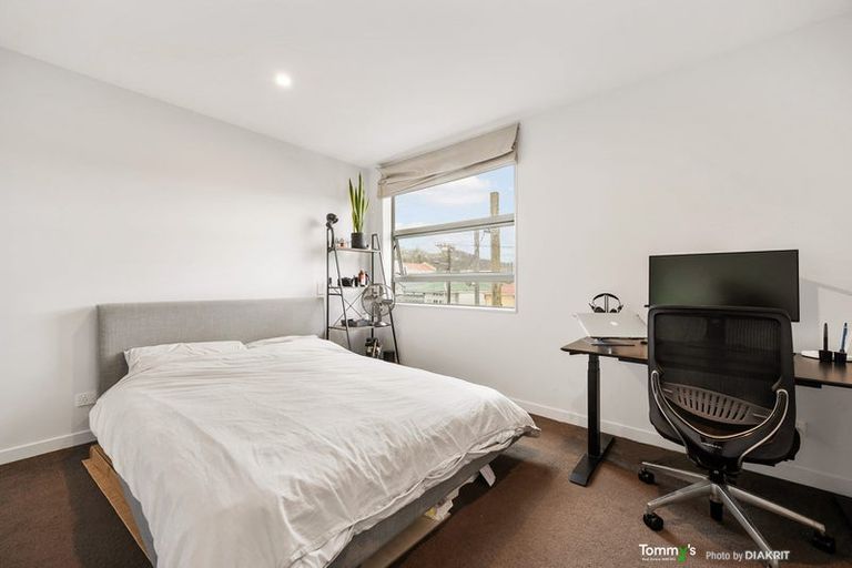 Photo of property in 10/24u Princess Terrace, Newtown, Wellington, 6021