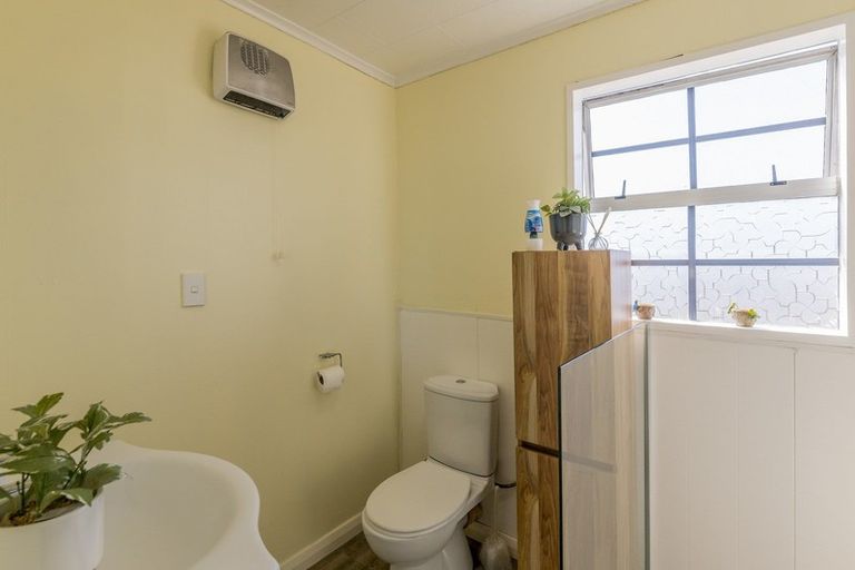 Photo of property in 5 Titoki Place, Levin, 5510