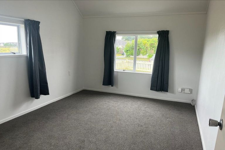 Photo of property in 3 Waimarie Park, Levin, 5510