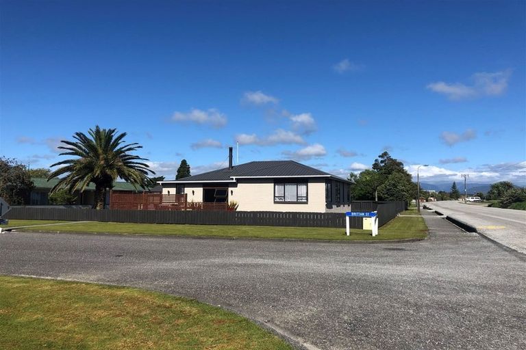 Photo of property in 122 Gibson Quay, Hokitika, 7810