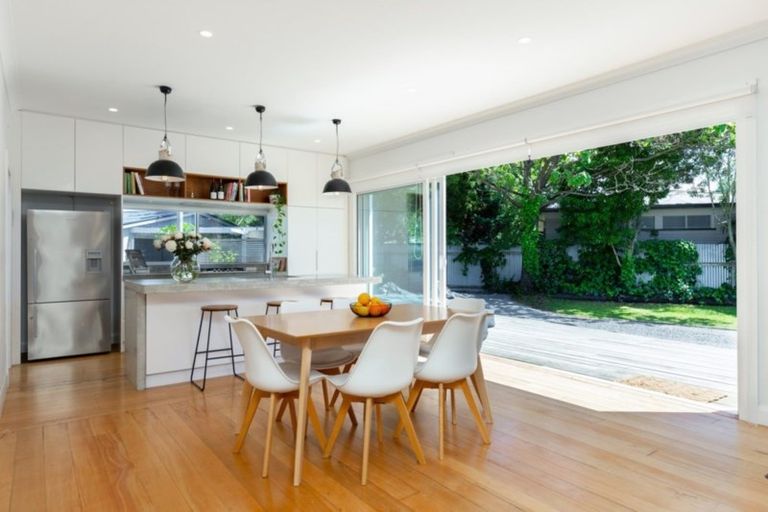 Photo of property in 6 Howick Road, Blenheim, 7201