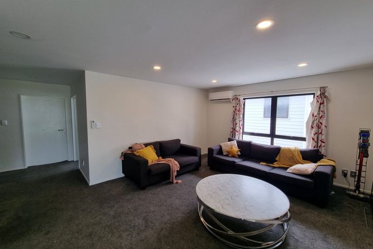 Photo of property in 19 Hakinakina Drive, Flat Bush, Auckland, 2019