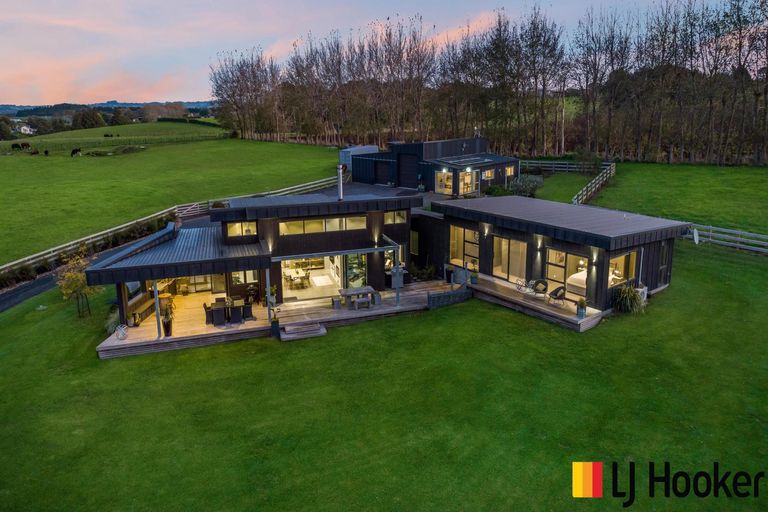 Photo of property in 10 Meadowbrook Place, Buckland, Pukekohe, 2677