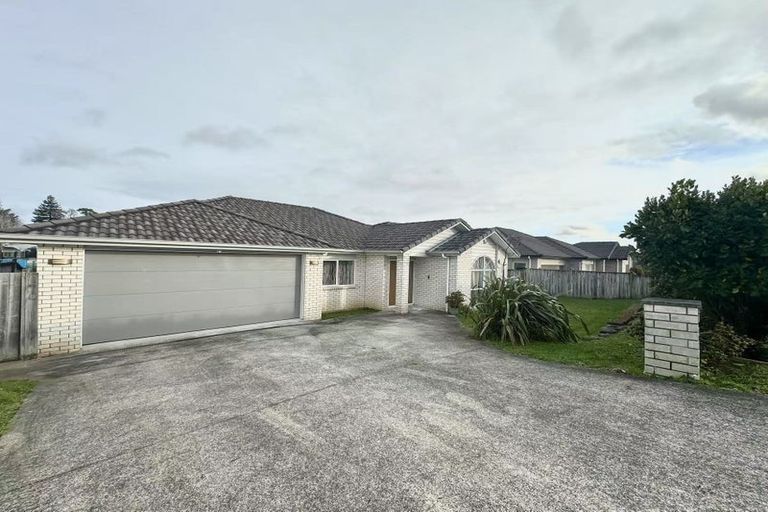 Photo of property in 10 Jezero Drive, Massey, Auckland, 0614
