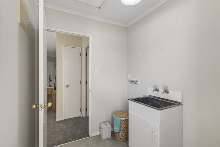 Photo of property in 3/20 Kellyville Heights, Merrilands, New Plymouth, 4312