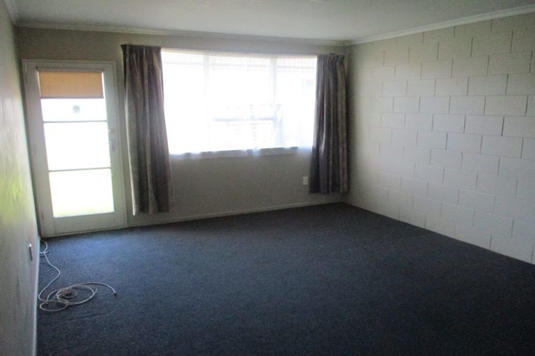 Photo of property in 83 Chelwood Street, Takaro, Palmerston North, 4412