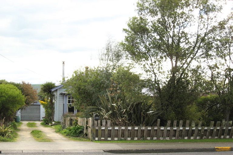 Photo of property in 50 Racecourse Road, Waipukurau, 4200