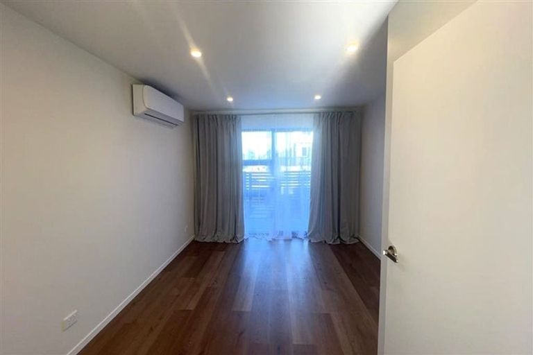 Photo of property in 48 Selo Street, Glen Eden, Auckland, 0602