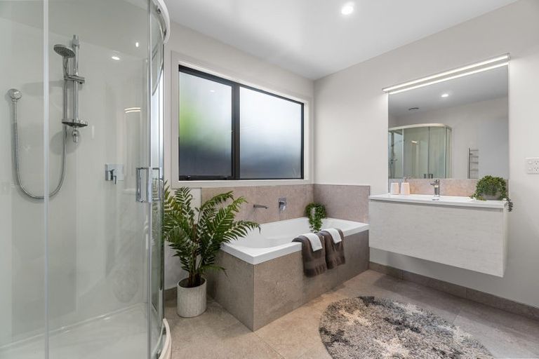 Photo of property in 13 Ada Close, Cambridge, 3434