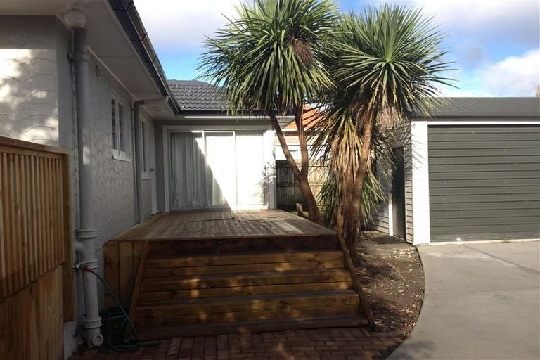 Photo of property in 22 Copley Street, New Lynn, Auckland, 0600