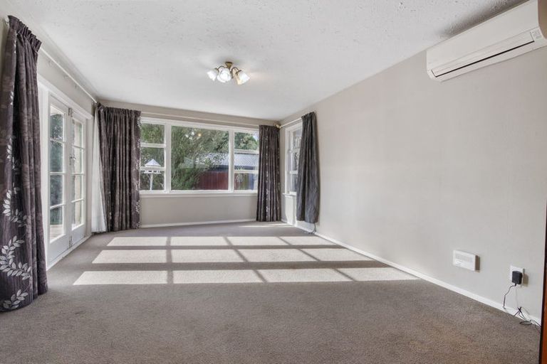 Photo of property in 15 Ebony Street, Bishopdale, Christchurch, 8053