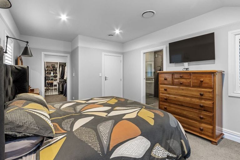 Photo of property in 45 Bryndwr Road, Fendalton, Christchurch, 8052