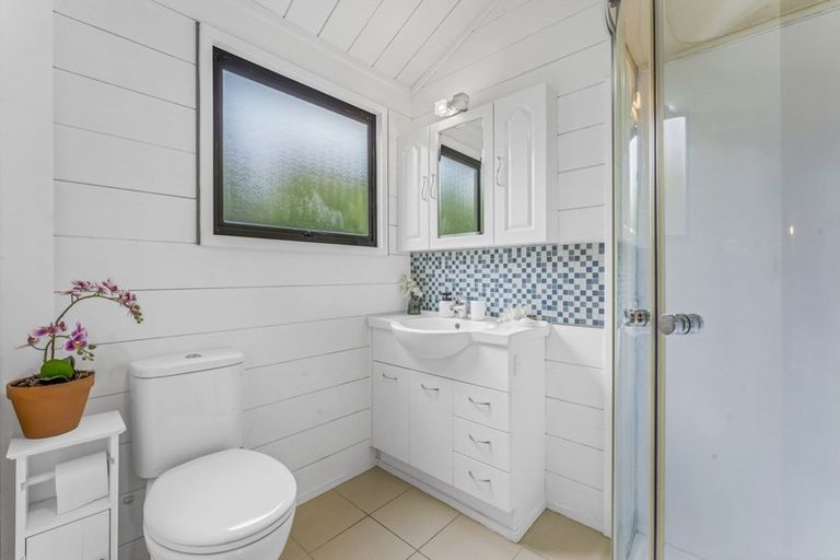 Photo of property in 43 Palmyra Way, Half Moon Bay, Auckland, 2012