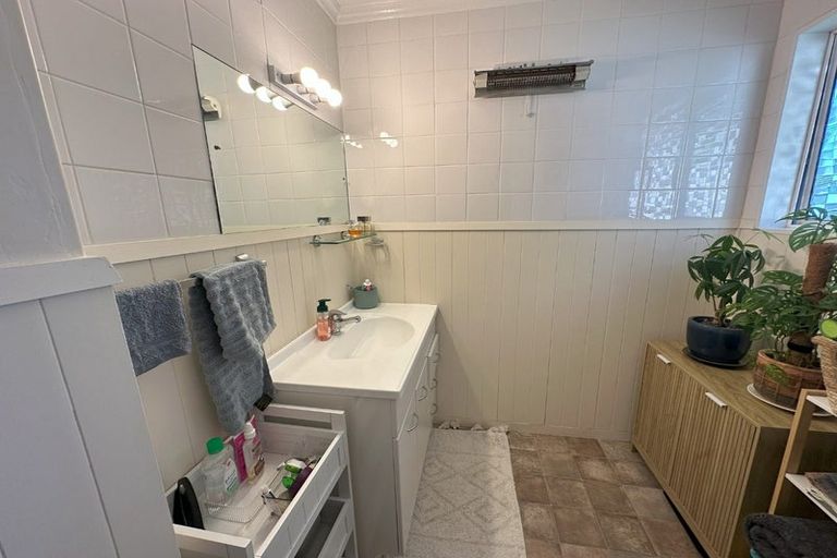 Photo of property in 8 Campion Road, Waikanae Beach, Waikanae, 5036