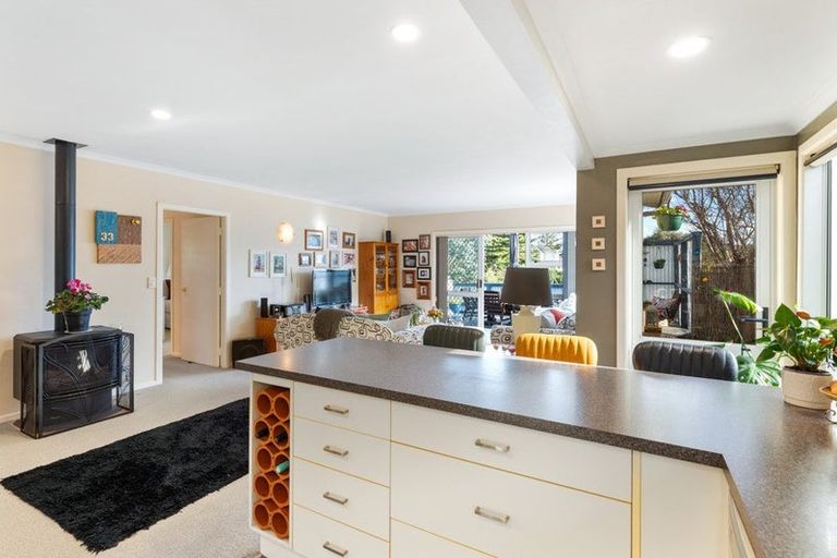 Photo of property in 33 Wharemauku Road, Raumati Beach, Paraparaumu, 5032