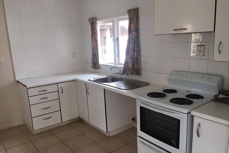 Photo of property in 23 Walters Road, Takanini, 2112