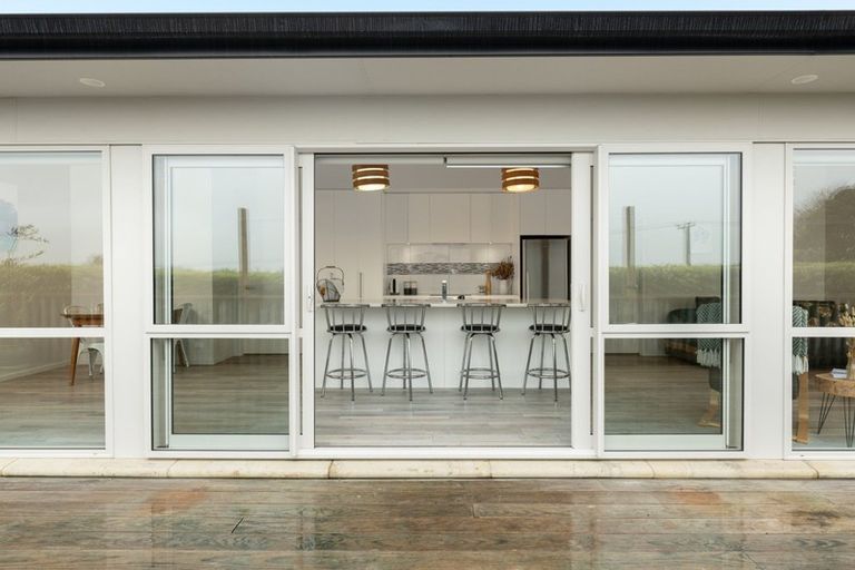 Photo of property in 2/21 Sardinia Rise, Bethlehem, Tauranga, 3110