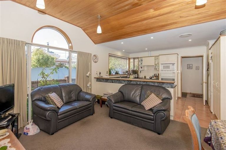 Photo of property in 182 Cashmere Road, Hoon Hay, Christchurch, 8025