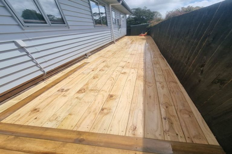 Photo of property in 139a Henderson Valley Road, Henderson, Auckland, 0612