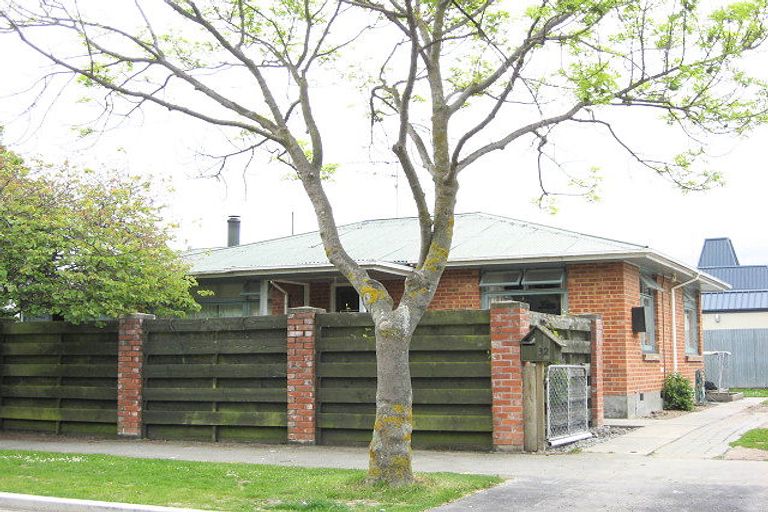 Photo of property in 32 George Street, Rangiora, 7400