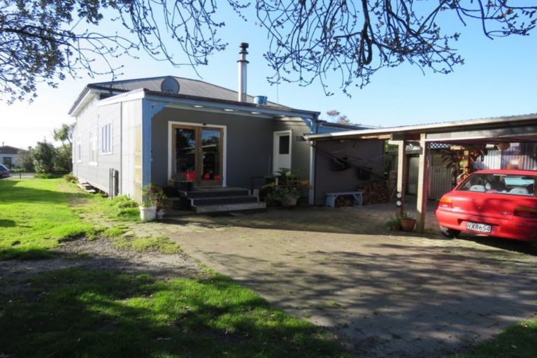 Photo of property in 20 Gladstone Street, Westport, 7825