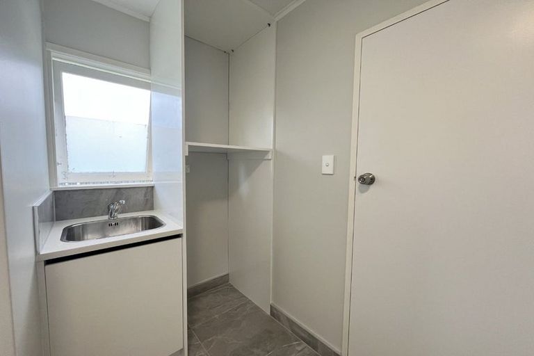 Photo of property in 14a Elizabeth Street, Papakura, 2110