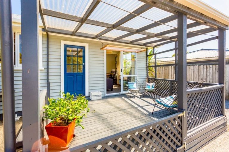 Photo of property in 34 Tilford Street, Woolston, Christchurch, 8062