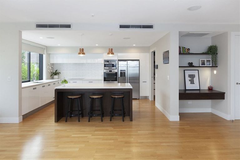 Photo of property in 28 Devonport Lane, St Albans, Christchurch, 8014