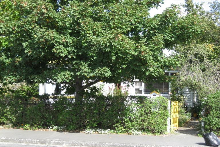 Photo of property in 12 Laurence Street, Waltham, Christchurch, 8011