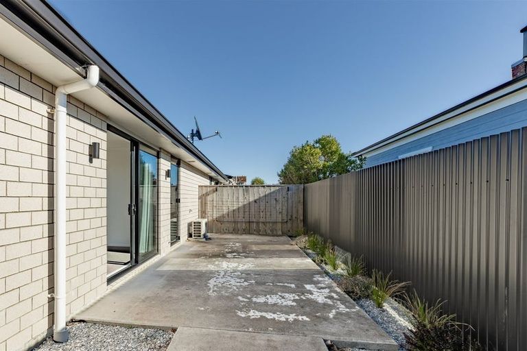 Photo of property in 90 Derby Street, Westport, 7825