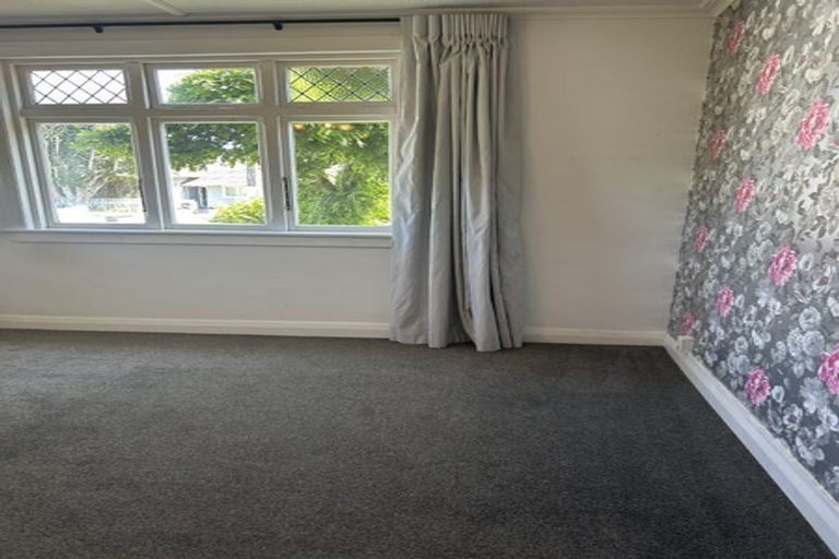 Photo of property in 28 Chamberlain Road, Karori, Wellington, 6012