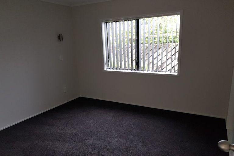 Photo of property in 10/482 Hibiscus Coast Highway, Orewa, 0931