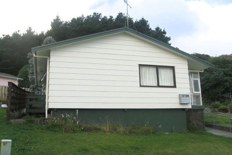 Photo of property in 68 Percy Dyett Drive, Karori, Wellington, 6012