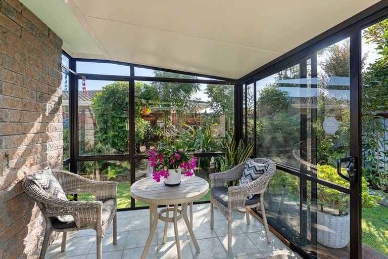 Photo of property in 56a Rewarewa Crescent, Waikanae, 5036