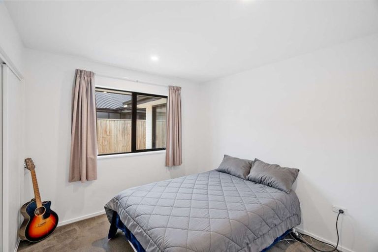 Photo of property in 20 Pallid Green, Rolleston, 7615