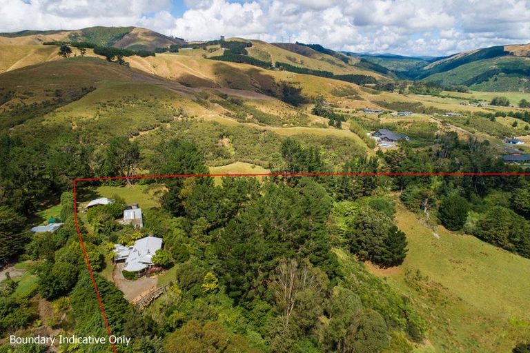 Photo of property in 303 Kahuterawa Road, Linton, Palmerston North, 4472