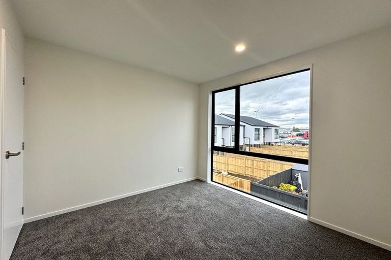 Photo of property in 18 Paapaakiri Loop, Takanini, 2112