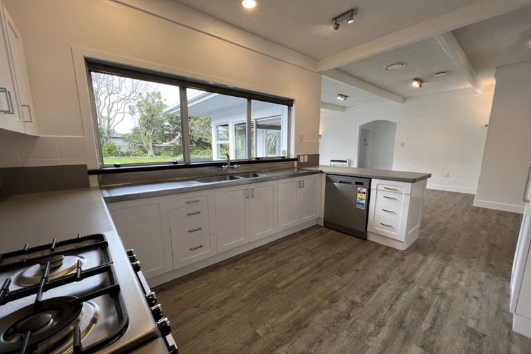 Photo of property in 10 Karina Terrace, Roslyn, Palmerston North, 4414