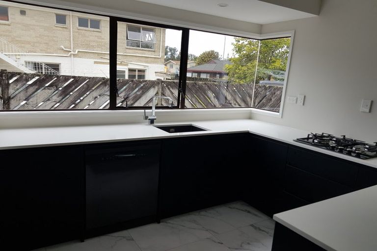 Photo of property in 10/482 Hibiscus Coast Highway, Orewa, 0931