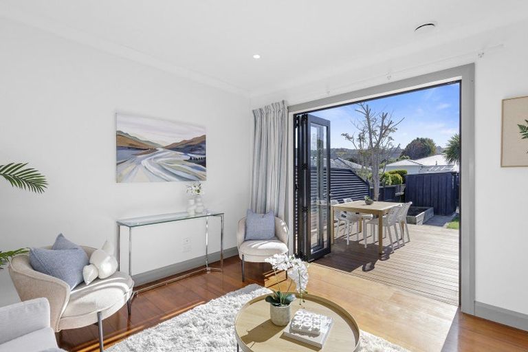 Photo of property in 19a Montague Street, Alicetown, Lower Hutt, 5010