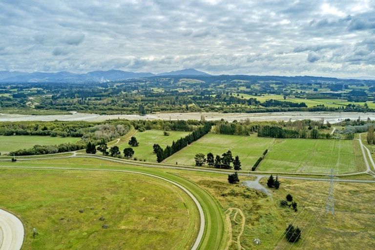 Photo of property in 55 Huntingdon Drive, Rangiora, 7400