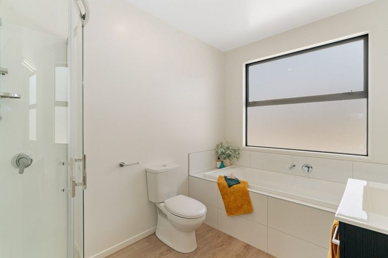 Photo of property in 8 Mount Burke Street, Wanaka, 9305