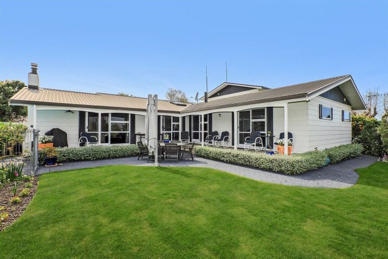 Photo of property in 34 Kent Terrace, Taradale, Napier, 4112