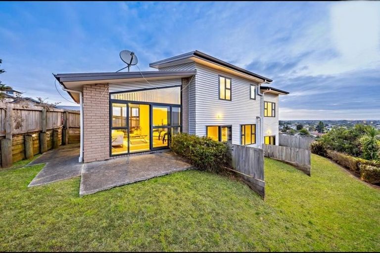 Photo of property in 147 Keri Vista Rise, Papakura, 2110