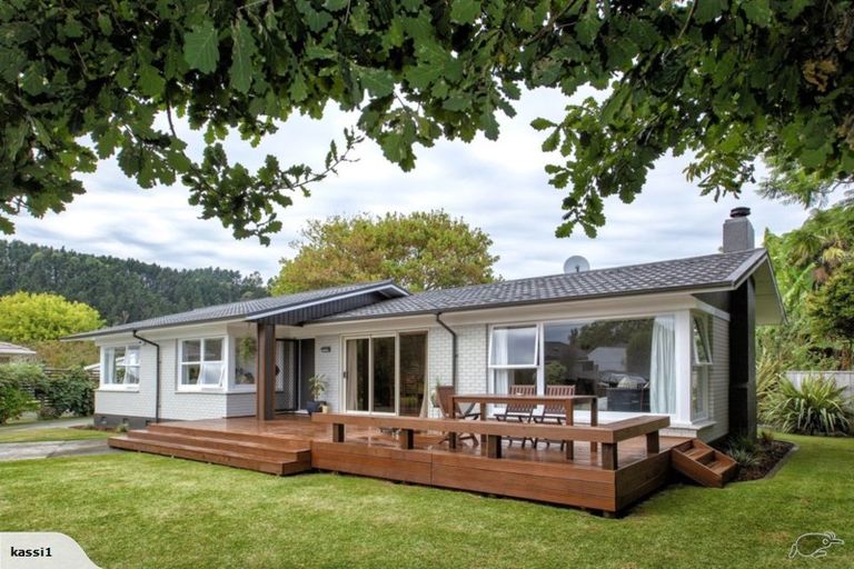 Photo of property in 5b Halberg Crescent, Whakatane, 3120