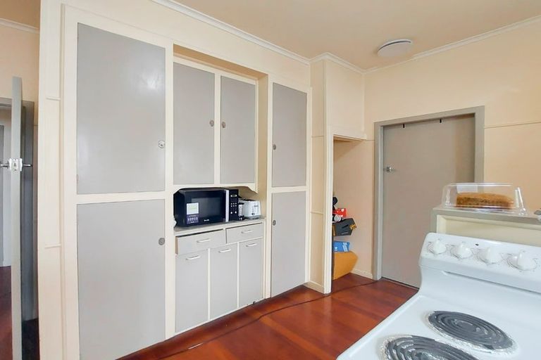 Photo of property in 214 Fox Street, Hamilton East, Hamilton, 3216