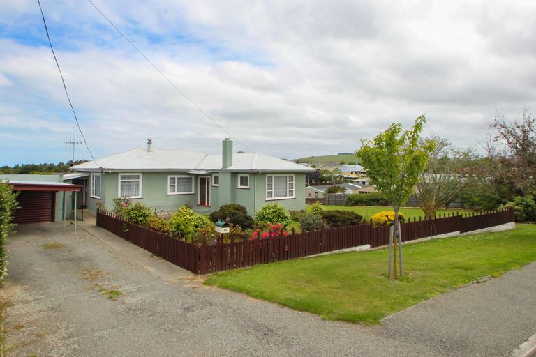 Photo of property in 24 Charles Street, Weston, Oamaru, 9401