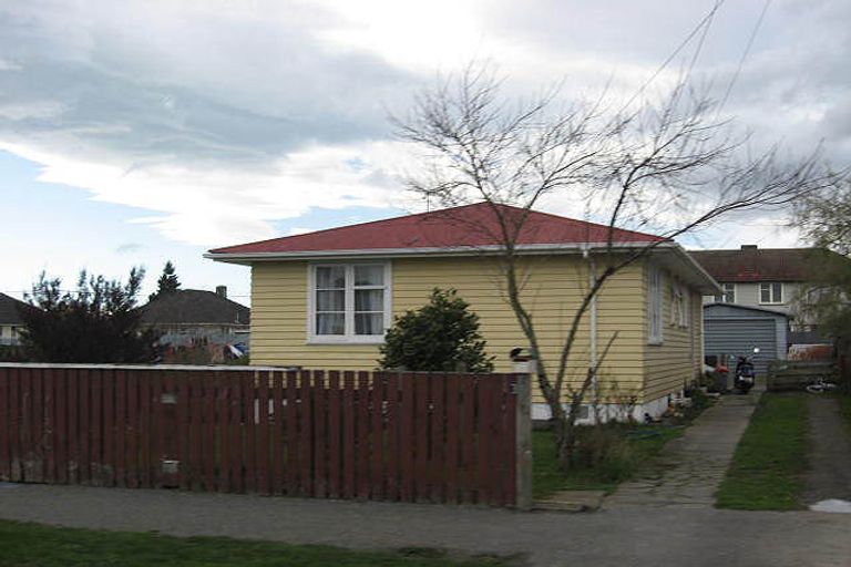 Photo of property in 23 Grant Crescent, Masterton, 5810